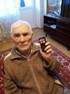 Дмитрий Кудинов продолжил акцию по вручению ветеранам мобильных телефонов